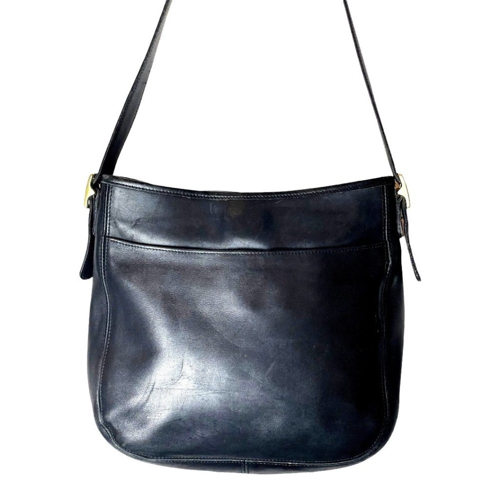 Coach Black Leather Classic Crossbody Messenger Bag With Adjustable Strap